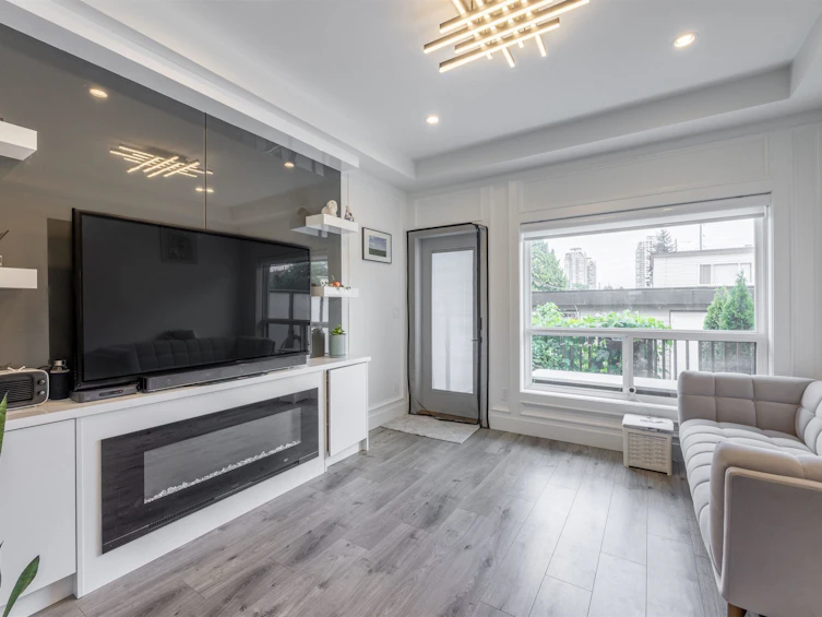 102-7088 Sperling Avenue, Burnaby, BC, V5E 2W3 - 3