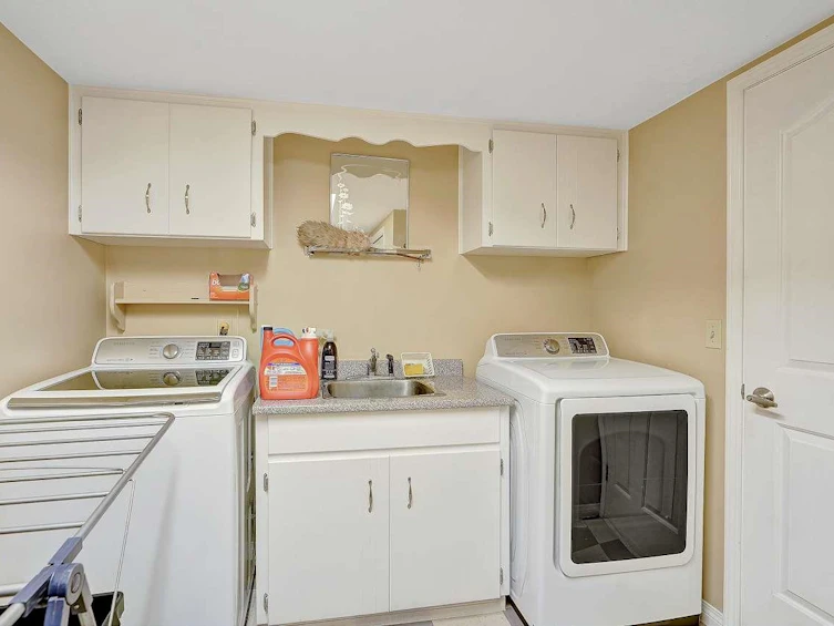 13422 60 Avenue, Surrey, BC, V3X 2M3 - 12