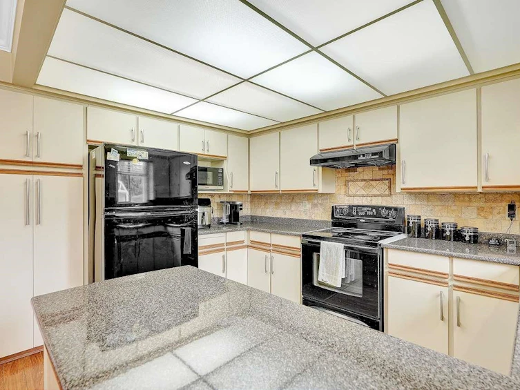 13422 60 Avenue, Surrey, BC, V3X 2M3 - 16