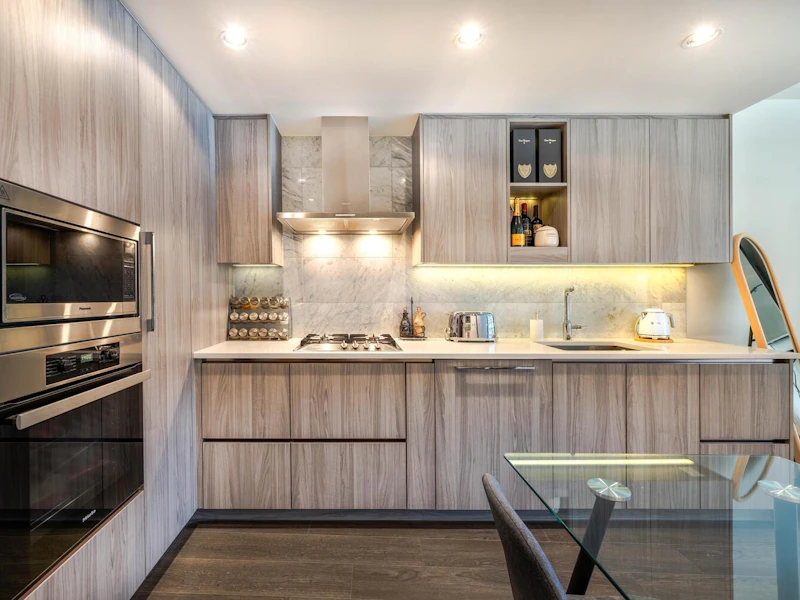 1009 - 89 Nelson Street, Vancouver BC
