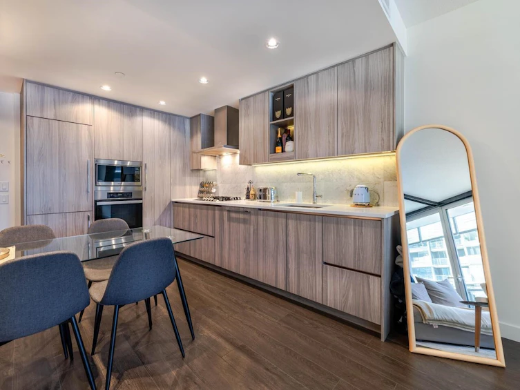 1009-89 Nelson Street, Vancouver, BC, V6Z 0E7 - 2