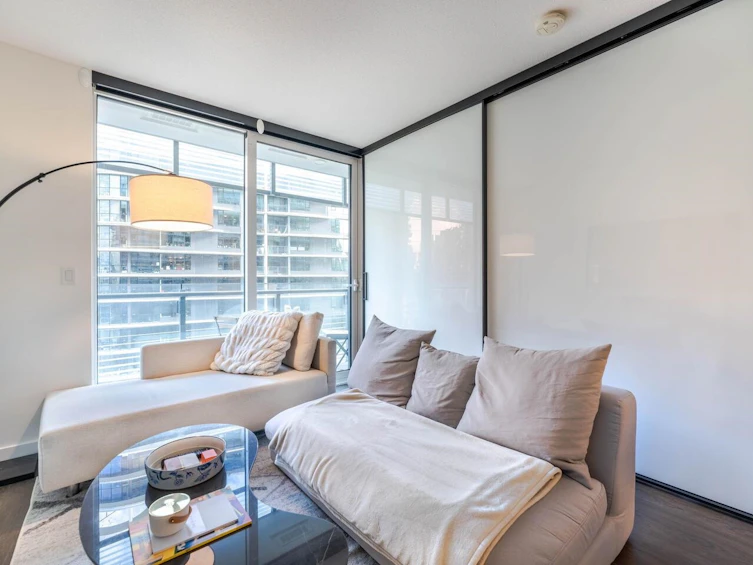 1009-89 Nelson Street, Vancouver, BC, V6Z 0E7 - 10