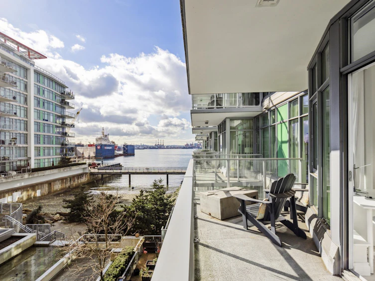 313-175 Victory Ship Way, North Vancouver, BC, V7L 0G1 - 17