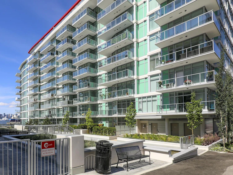 313-175 Victory Ship Way, North Vancouver, BC, V7L 0G1 - 23
