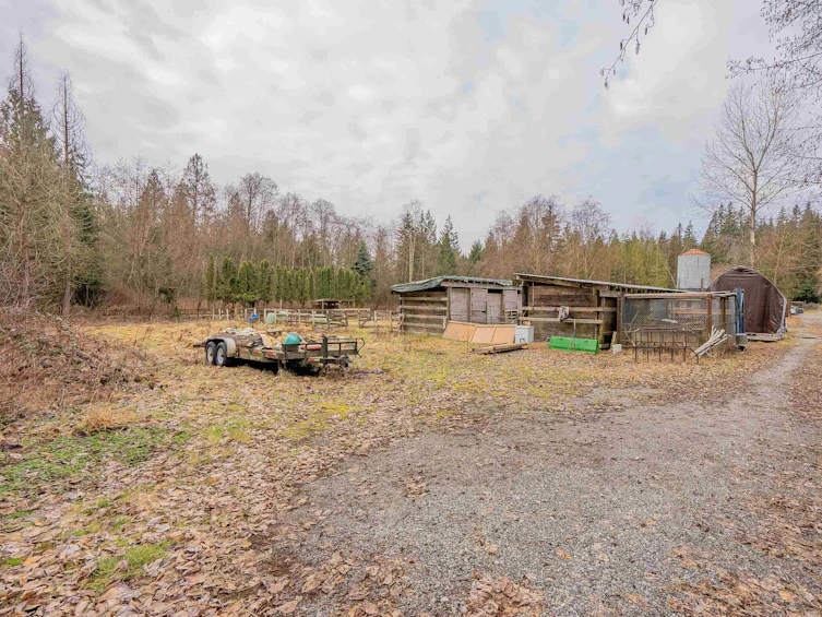 10112 Dewdney Trunk Road, Mission, BC, V4S 1K8 - 10