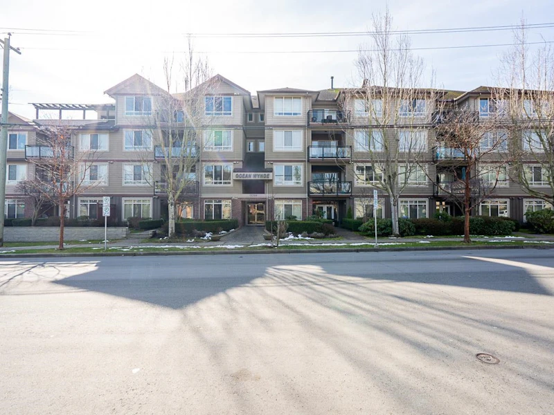 404 - 15368 17a Avenue, Surrey BC V4A 1V3