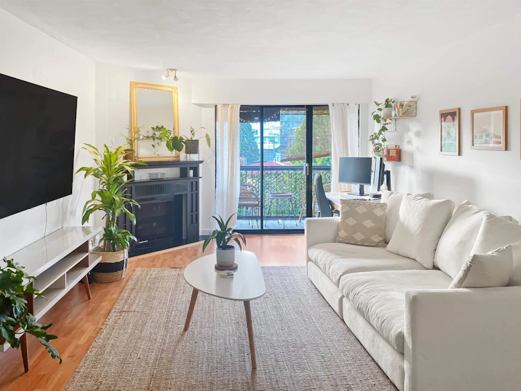 305-2277 E 30th Avenue, Vancouver, BC, V5N 5N1