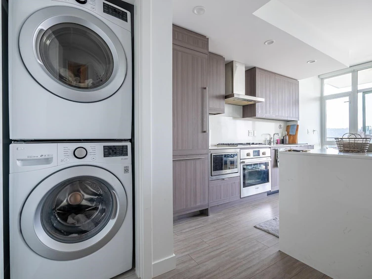 2403-2351 Beta Avenue, Burnaby, BC, V5C 0M2 - 10