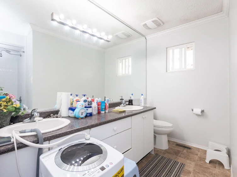 12076 84a Avenue, Surrey, BC, V3W 8L7 - 21