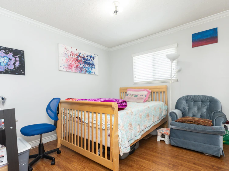 12076 84a Avenue, Surrey, BC, V3W 8L7 - 22