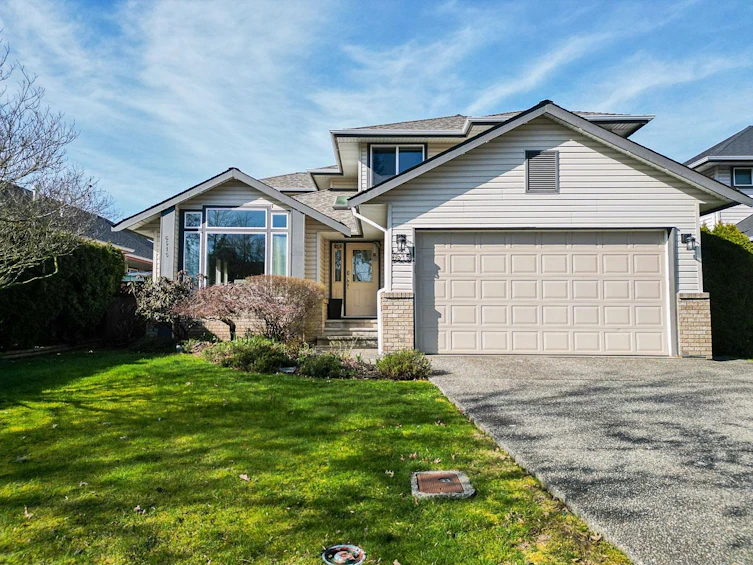 6515 188 Street, Surrey, BC, V3S 8V1