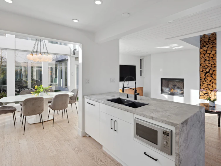 4615 W 7th Avenue, Vancouver, BC, V6R 1X4 - 12
