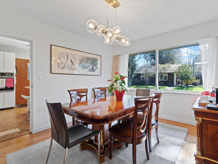 1736 W 37th Avenue, Vancouver, BC, V6M 1N1 - 5