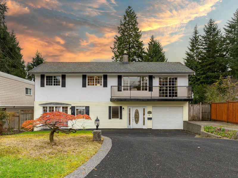 2775 Carnation Street, North Vancouver BC V7H 1H7