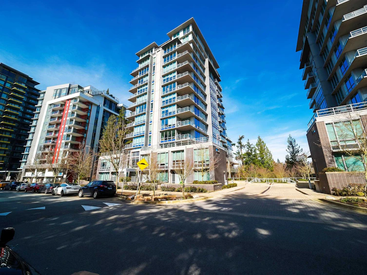008-9060 University Crescent, Burnaby, BC, V5A 0E1 - 13