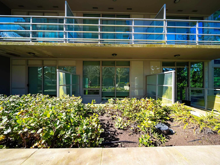 008-9060 University Crescent, Burnaby, BC, V5A 0E1 - 19