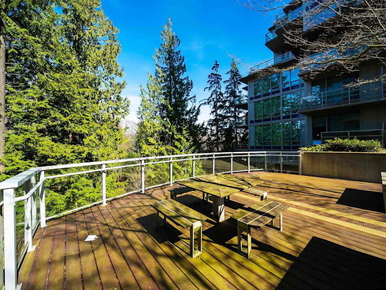 008-9060 University Crescent, Burnaby, BC, V5A 0E1 - 20