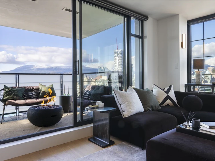 PH 3401-1255 Seymour Street, Vancouver, BC, V6B 0H1 - 2