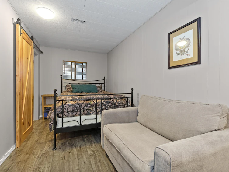 204 Lakeshore Drive, Cultus Lake, BC, V2R 5A1 - 19
