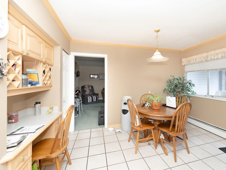 25817 124 Avenue, Maple Ridge, BC, V4R 1B8 - 4