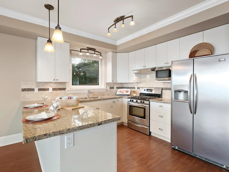 14480 Magdalen Crescent, Surrey, BC, V4B 2W2 - 13