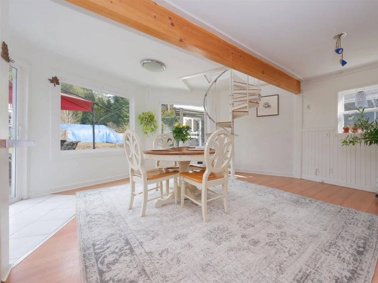 8098 Redrooffs Road, Halfmoon Bay, BC, V7Z 1C7 - 7