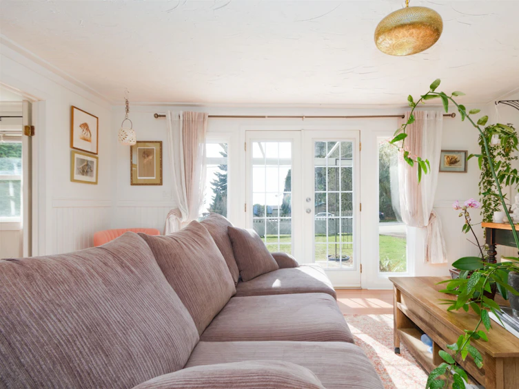 8098 Redrooffs Road, Halfmoon Bay, BC, V7Z 1C7 - 10
