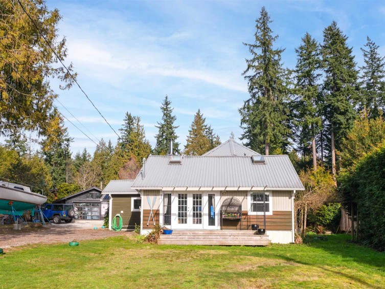 8098 Redrooffs Road, Halfmoon Bay, BC, V7Z 1C7 - 24