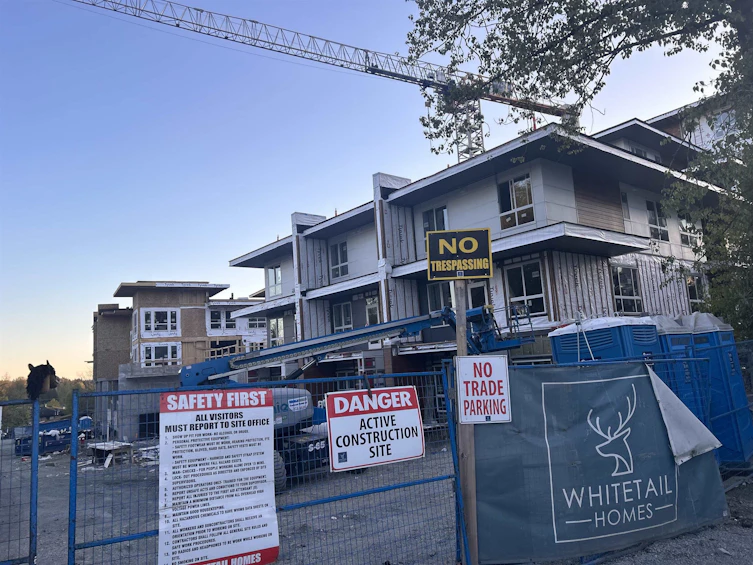 TH4-11655 Fraser Street, Maple Ridge, BC, V2X 6C4 - 2