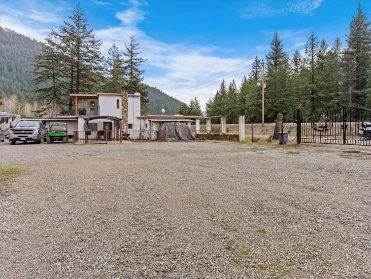50450 Trans Canada Highway, Hope, BC, V0K 1C0 - 35