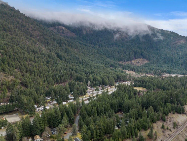 50450 Trans Canada Highway, Hope, BC, V0K 1C0 - 38