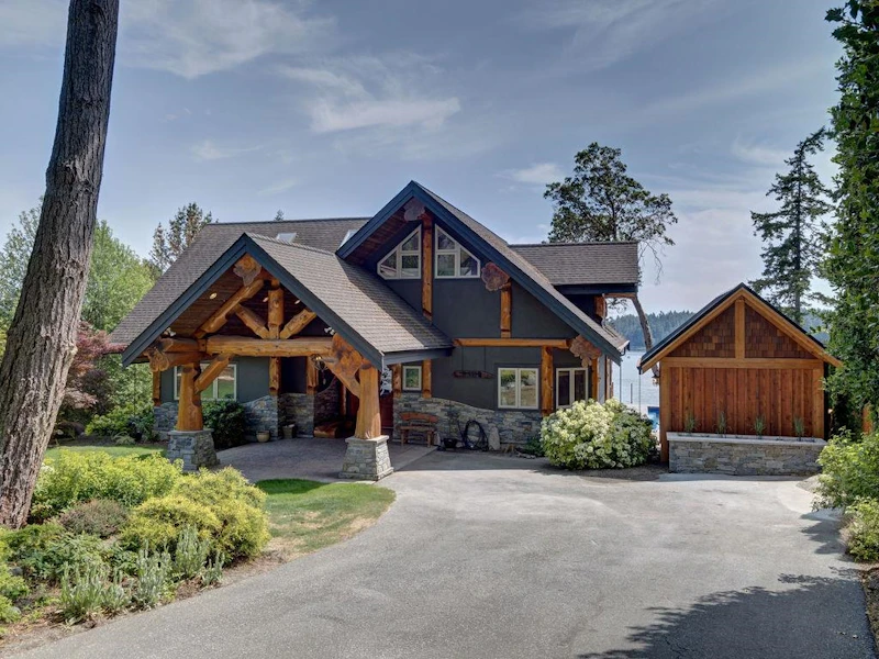 6259 Sunshine Coast Highway, Sechelt BC