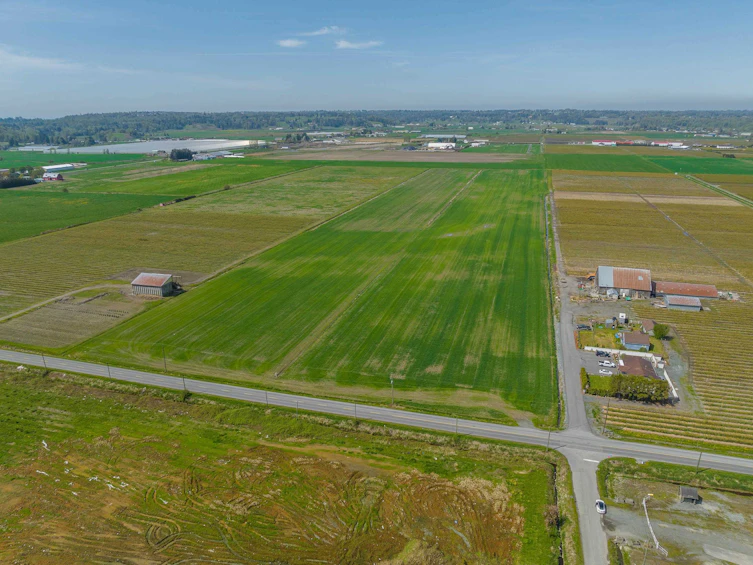 5157 Riverside Street, Abbotsford, BC, V4X 1X9 - 5