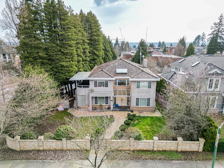 1018 W 58th Avenue, Vancouver, BC, V6P 1W1