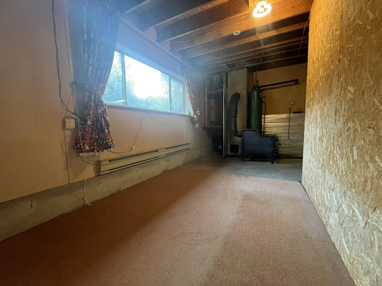 8044 Dogwood Drive, Halfmoon Bay, BC, V7Z 1A7 - 11