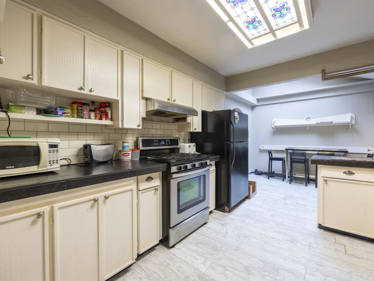 908 Glenacre Court, Port Moody, BC, V3H 1K1 - 22