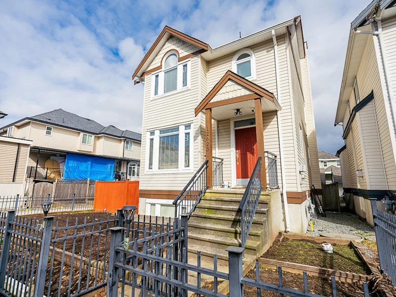 12623 N Hampton Boulevard, Surrey BC V3W 1N2