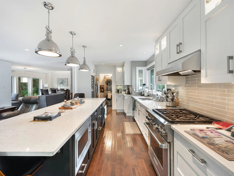 3070 Hillview Court, Surrey, BC, V3Z 0C3 - 18