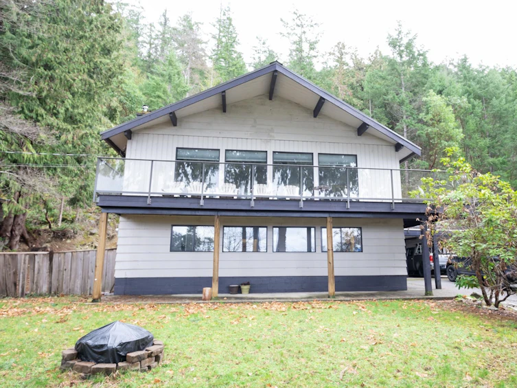 12870 Dogwood Drive, Pender Harbour Egmont, BC, V0N 2H1