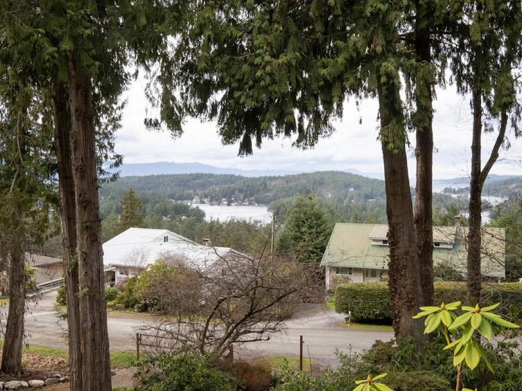 12870 Dogwood Drive, Pender Harbour Egmont, BC, V0N 2H1 - 3