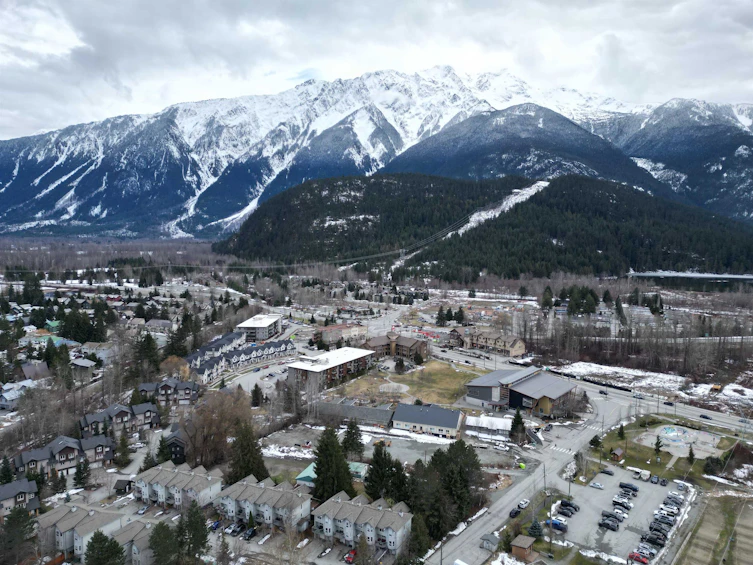 7398 Cottonwood Road, Pemberton, BC, V0N 2L0 - 4