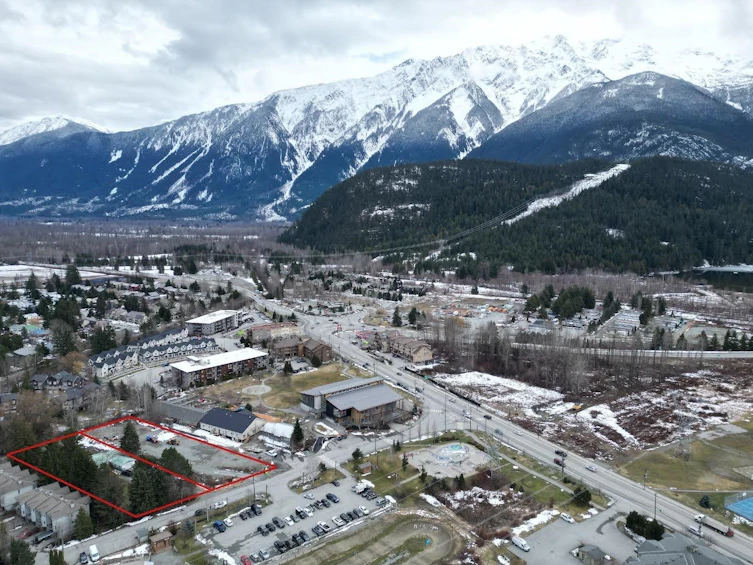 7398 Cottonwood Road, Pemberton, BC, V0N 2L0 - 7