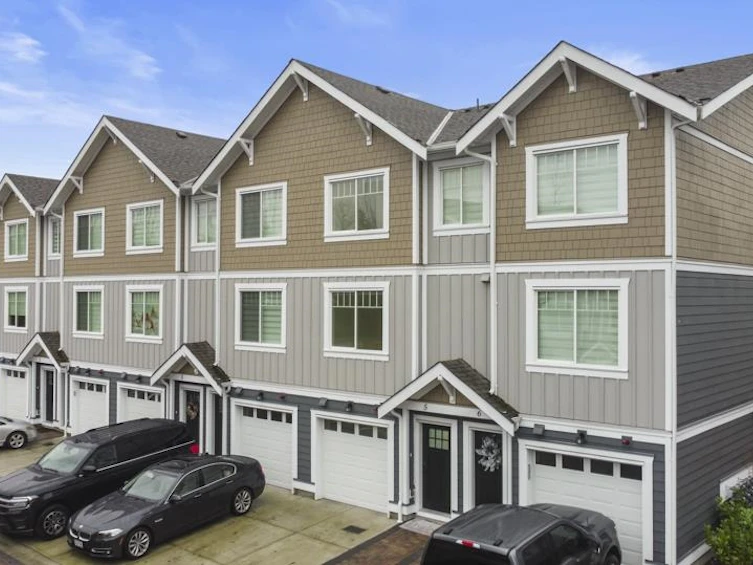 5-23108 Lougheed Highway, Maple Ridge, BC, V2X 2W3
