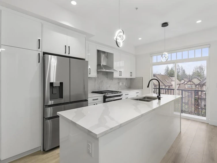 5-23108 Lougheed Highway, Maple Ridge, BC, V2X 2W3 - 5