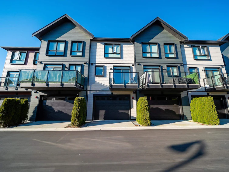 102-4738 Hemlock Way, Delta, BC, V4M 0E3 - 2