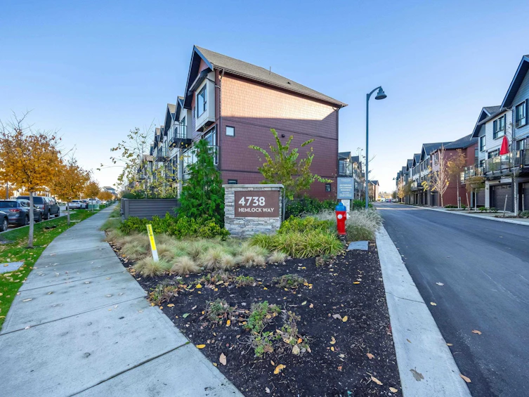 102-4738 Hemlock Way, Delta, BC, V4M 0E3 - 3