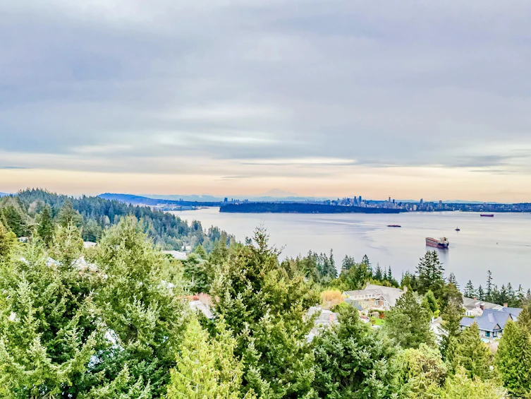 4249A Rockbank Place, West Vancouver, BC, V7W 1A8 - 40