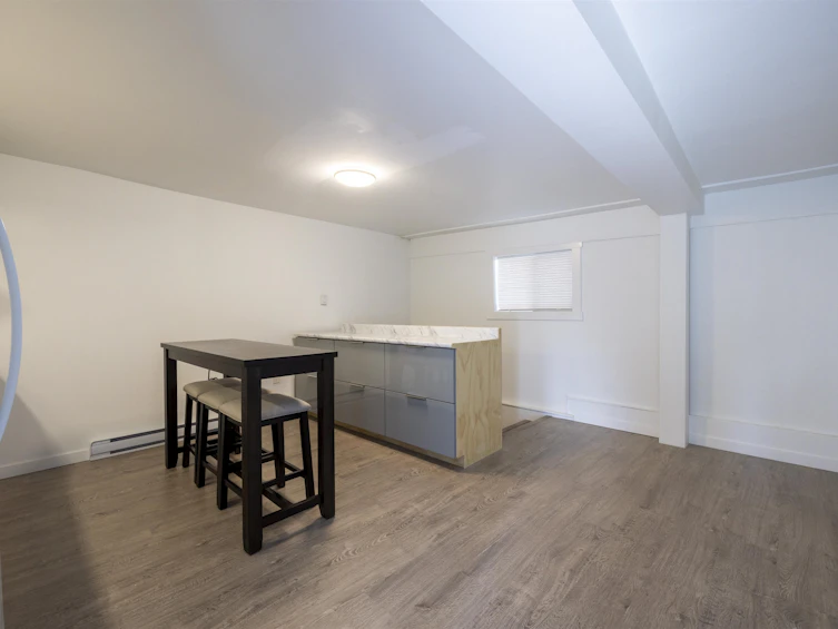 4388 Royal Oak Avenue, Burnaby, BC, V5G 3M4 - 12