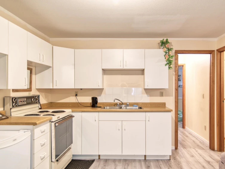 6377 North Gale Avenue, Sechelt, BC, V7Z 0P7 - 29