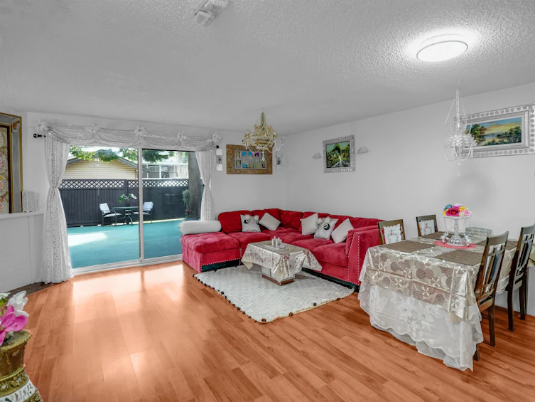 143-9459 Prince Charles, Surrey, BC, V3V 7G1 - 2